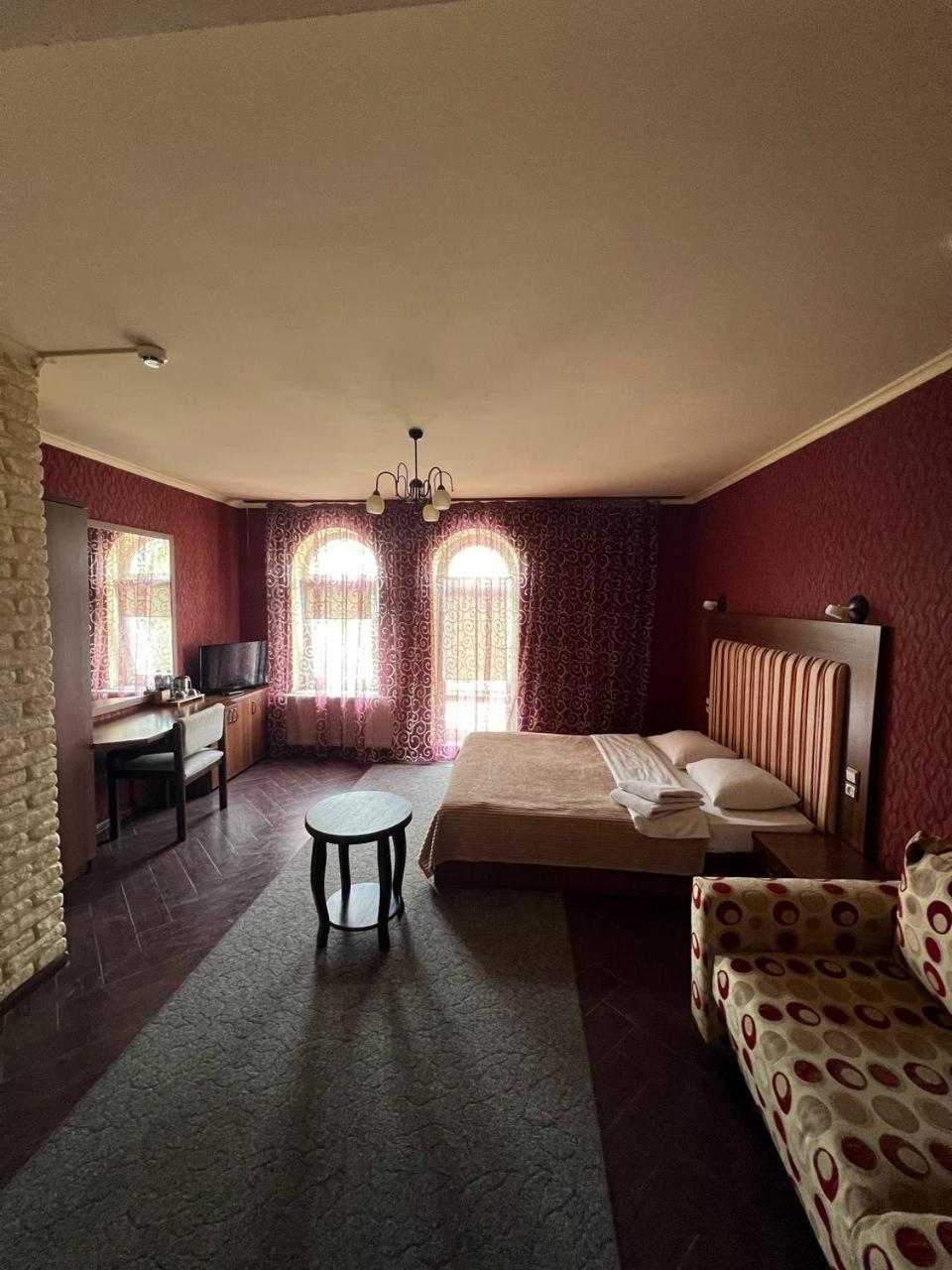 Гетьман Готель & Spa Chortkiv Bagian luar foto